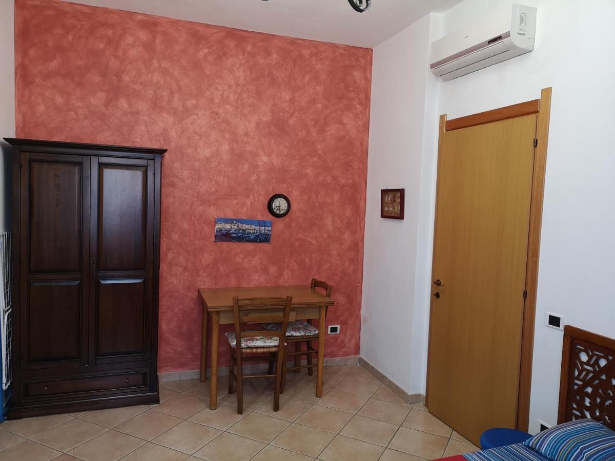 Casa Vacanze Rose E Fiori Sardegna San Vito  Exterior foto